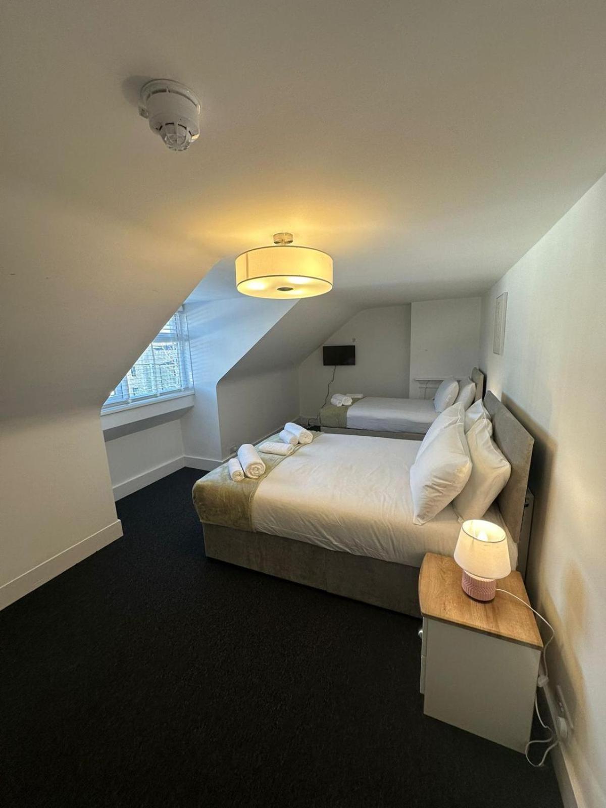 Cambridge Central Rooms - Tas Accommodations Exterior foto