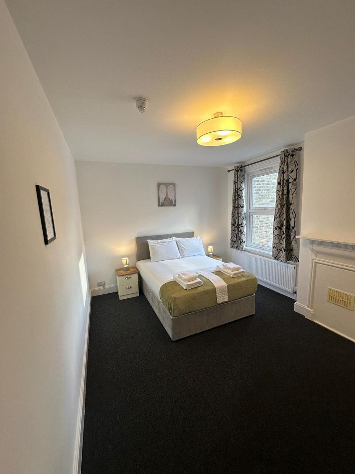 Cambridge Central Rooms - Tas Accommodations Exterior foto