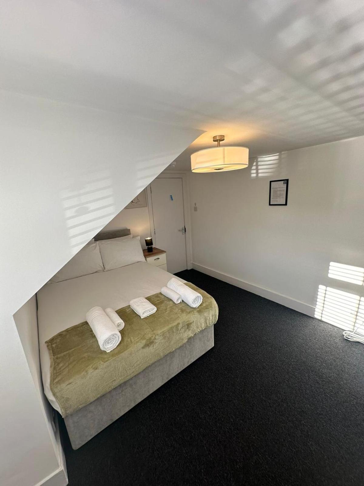 Cambridge Central Rooms - Tas Accommodations Exterior foto