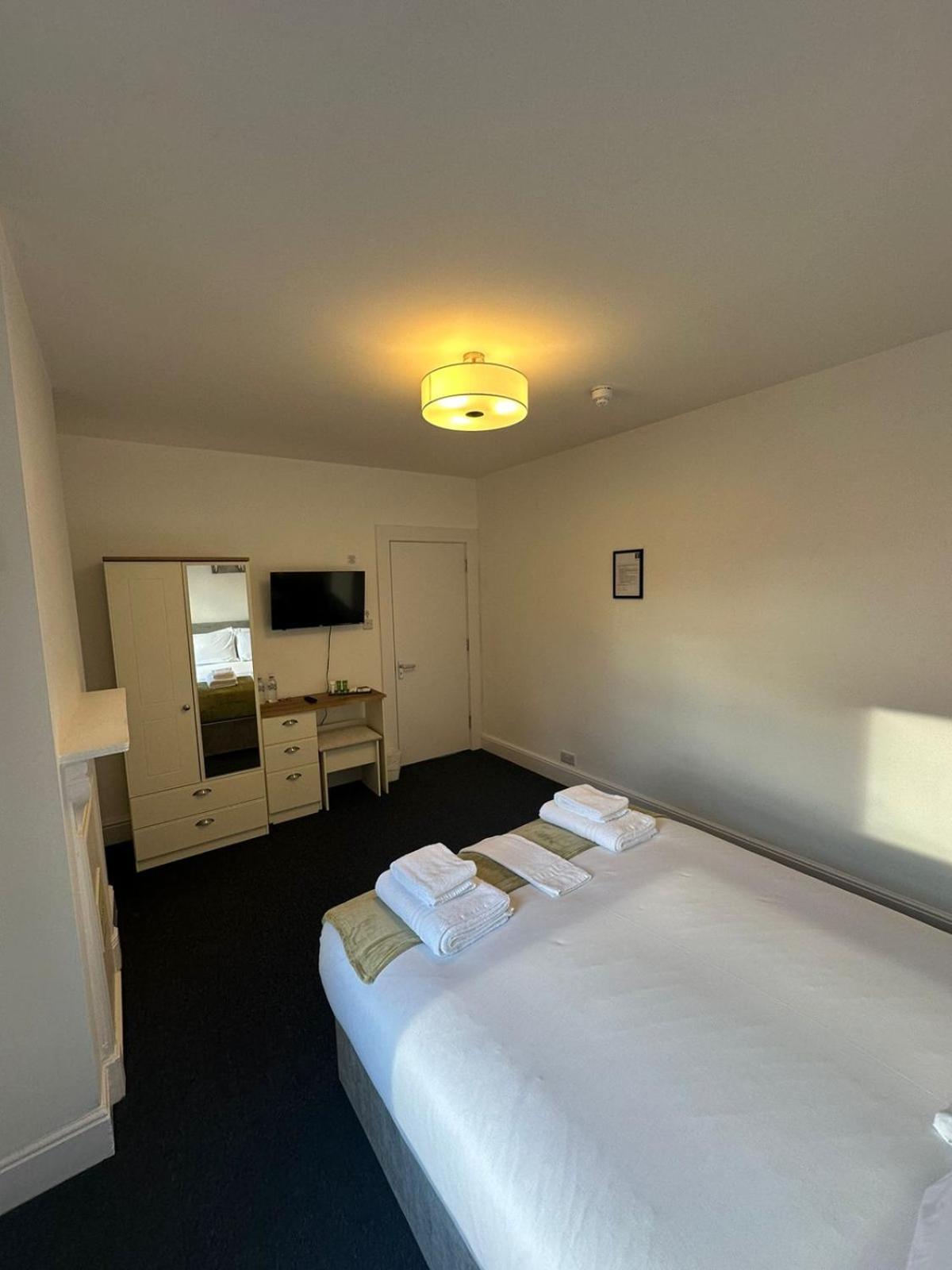 Cambridge Central Rooms - Tas Accommodations Exterior foto