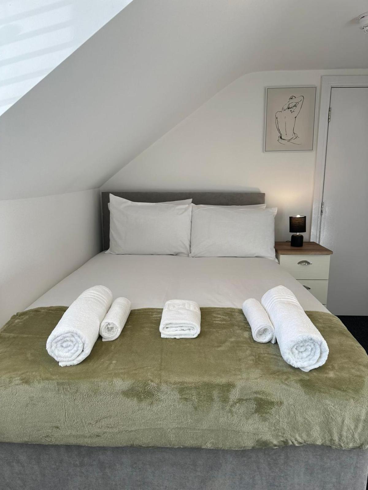 Cambridge Central Rooms - Tas Accommodations Exterior foto